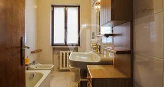 von_poll_real_estate_property_IT253551644_image_15