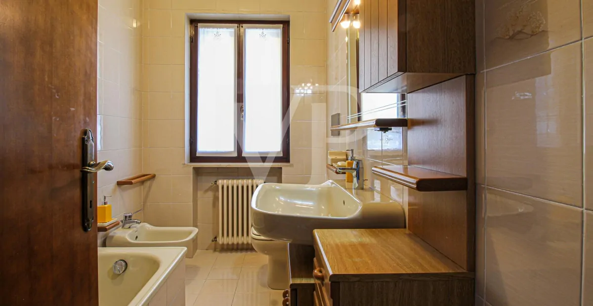 Duplex-Villa mit drei Zimmern und großem Privatgarten