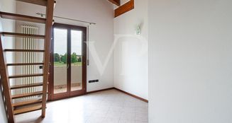 von_poll_real_estate_property_IT253551653_image_14