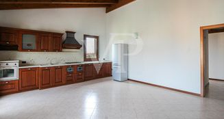 von_poll_real_estate_property_IT253551653_image_3