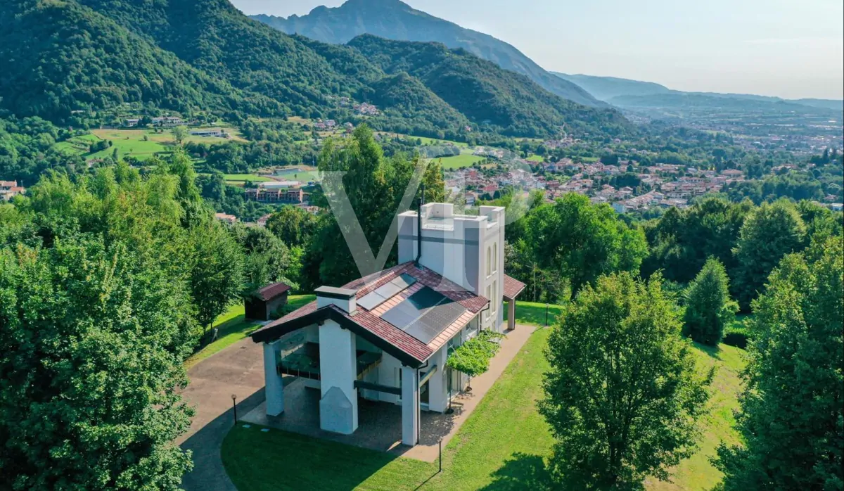 Moderne Villa mit Panoramablick auf die Hügel von Vicenza