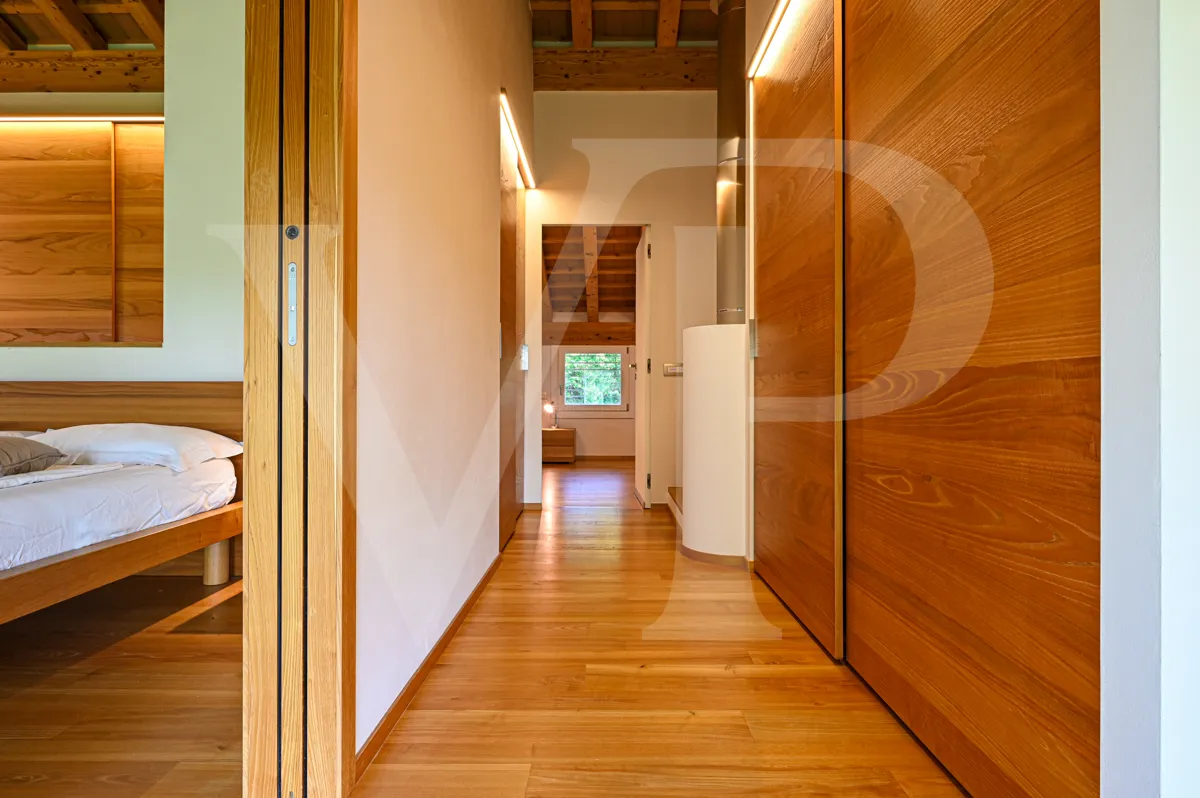 Villa contemporanea con vista panoramica sui colli vicentini