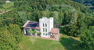 von_poll_real_estate_property_IT253551586_image_177