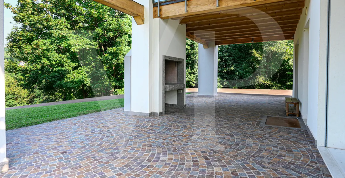 Moderne Villa mit Panoramablick auf die Hügel von Vicenza