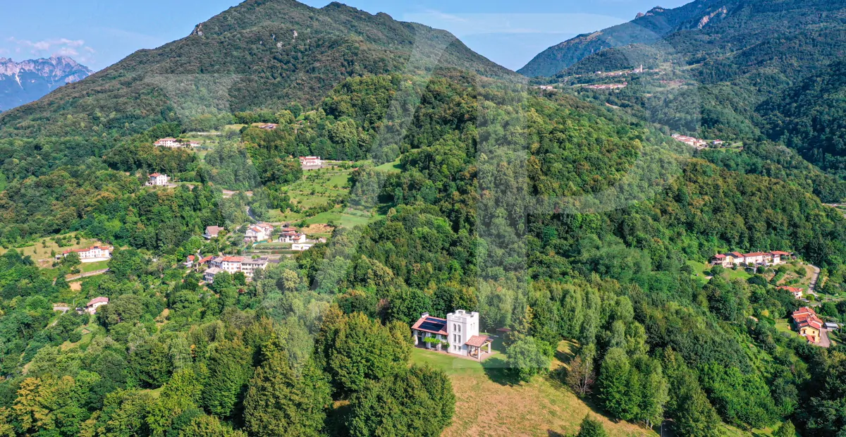 Moderne Villa mit Panoramablick auf die Hügel von Vicenza