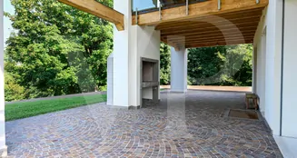 von_poll_real_estate_property_IT253551586_image_113