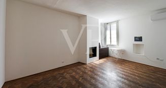 von_poll_real_estate_property_IT253551630_image_4