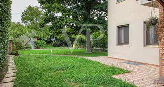 von_poll_real_estate_property_IT233551088_image_2