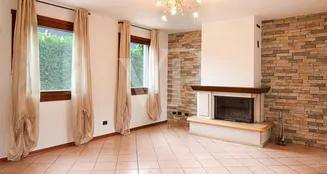 von_poll_real_estate_property_IT233551088_image_4