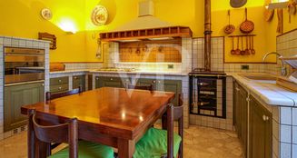 von_poll_real_estate_property_IT20355385_image_2