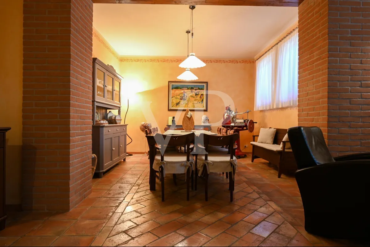 Exklusive Panoramavilla mit Pool