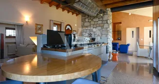 von_poll_real_estate_property_IT243551516_image_303