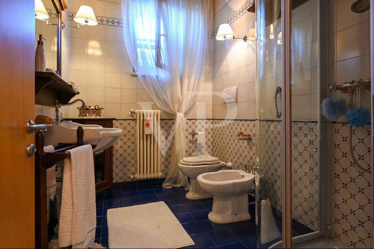 Exklusive Panoramavilla mit Pool