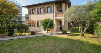 von_poll_real_estate_property_IT253551726_image_2