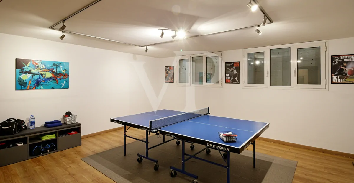 Virtual Home Staging