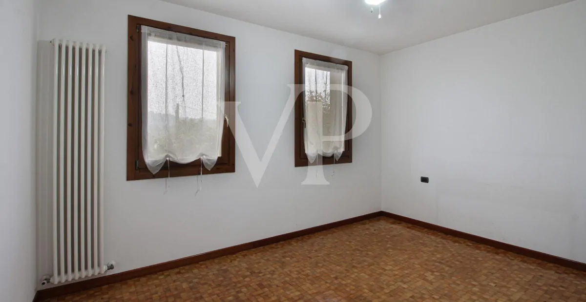 Villa singola a 5 minuti dalla Caserma Ederle