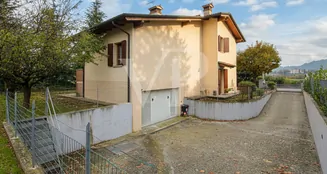 von_poll_real_estate_property_IT253551726_image_3