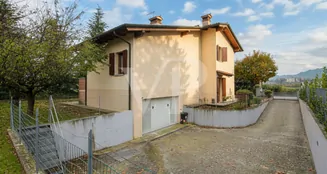 von_poll_real_estate_property_IT253551726_image_33