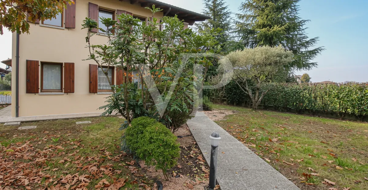 Villa singola a 5 minuti dalla Caserma Ederle