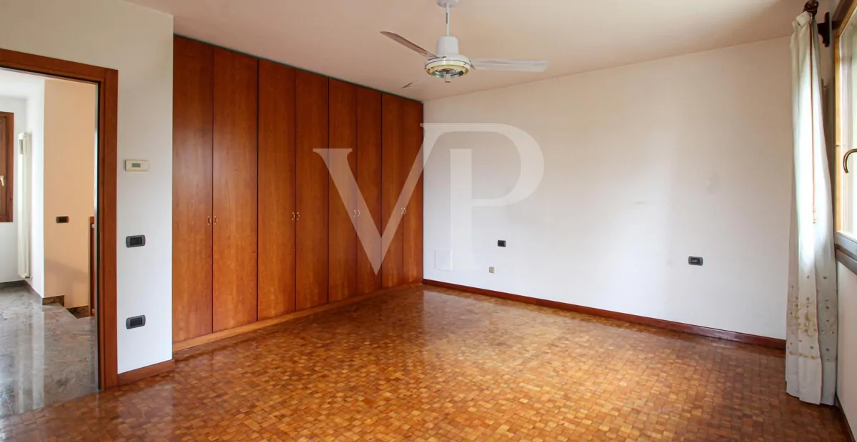 Villa singola a 5 minuti dalla Caserma Ederle