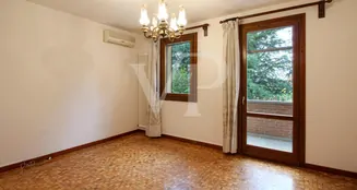 von_poll_real_estate_property_IT253551726_image_12