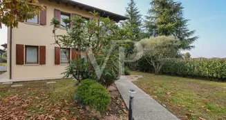 von_poll_real_estate_property_IT253551726_image_90