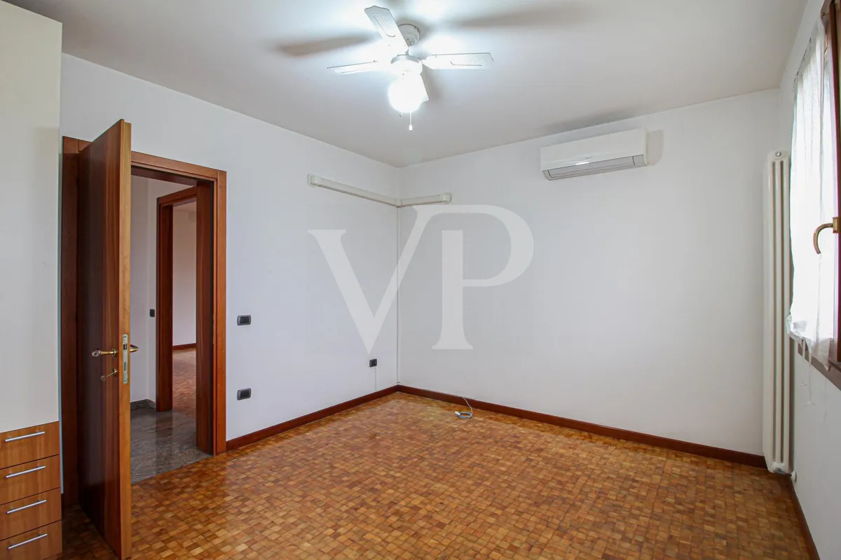 Villa singola a 5 minuti dalla Caserma Ederle