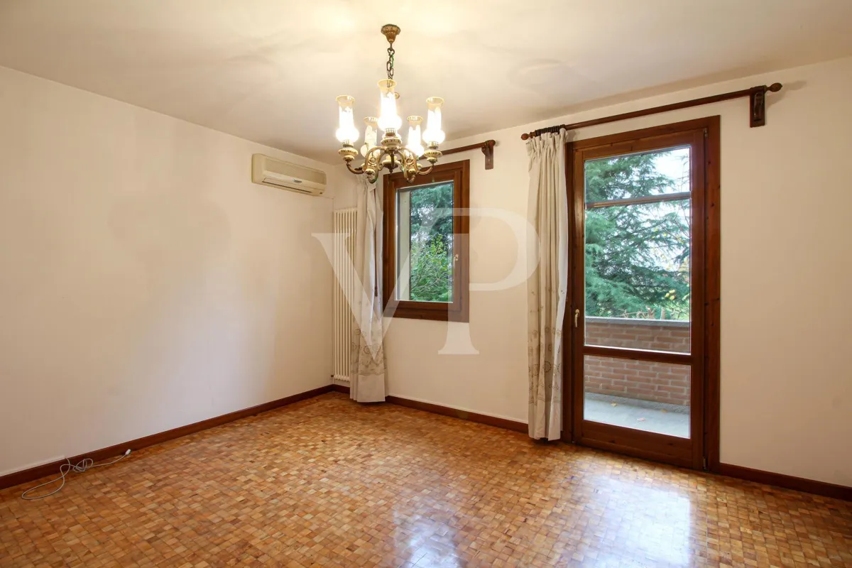 Villa singola a 5 minuti dalla Caserma Ederle