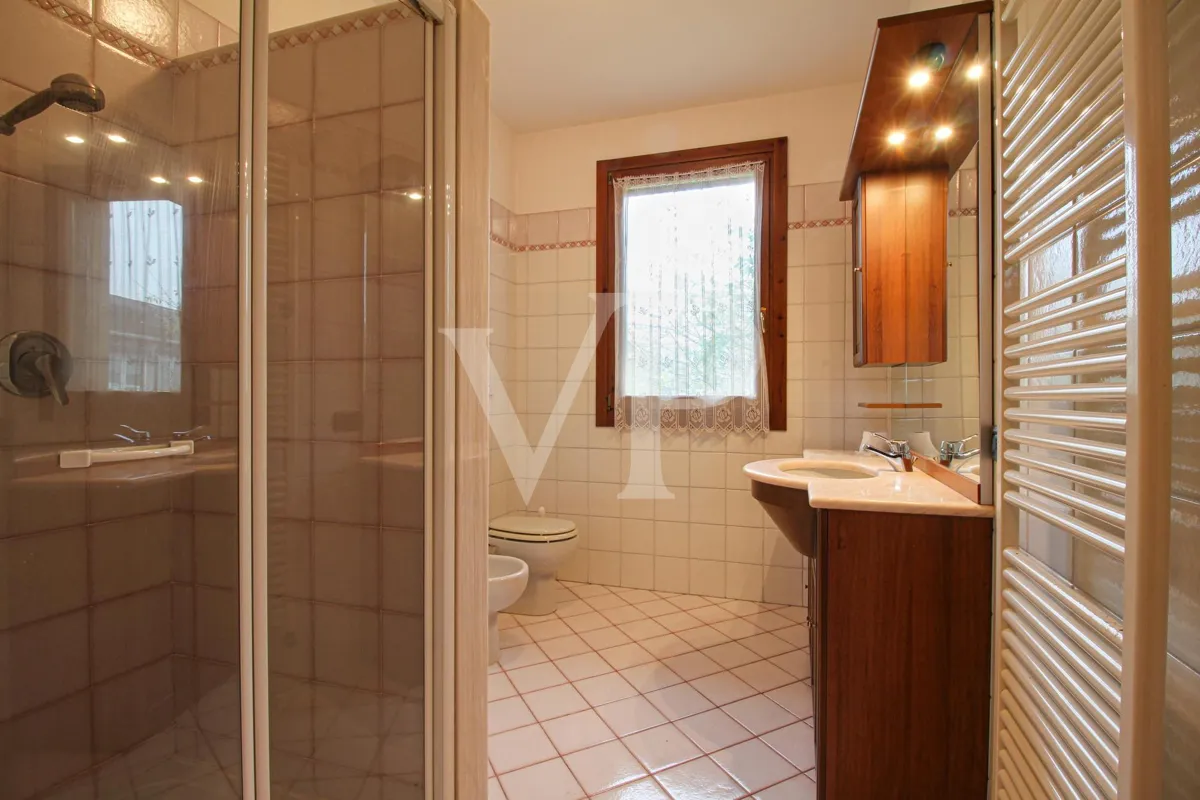 Villa singola a 5 minuti dalla Caserma Ederle