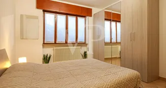 von_poll_real_estate_property_IT253551732_image_8