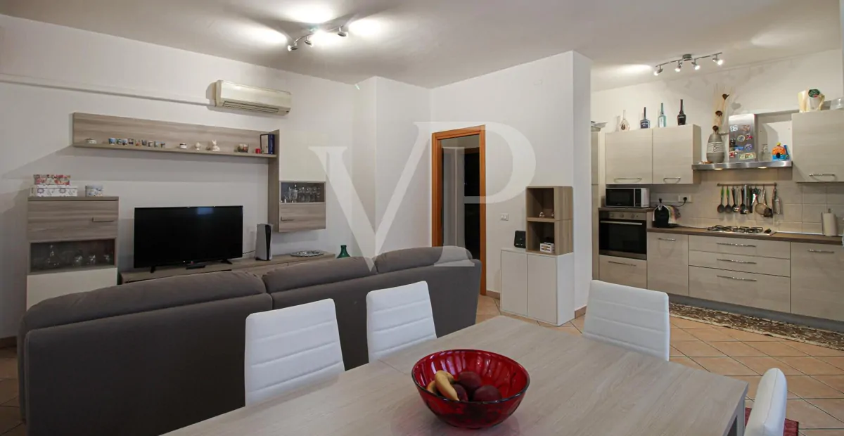 Appartamento bicamere rinnovato
piano terra ed accesso indipendente