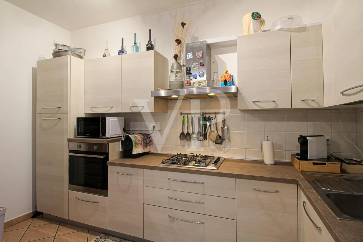 Appartamento bicamere rinnovato
piano terra ed accesso indipendente