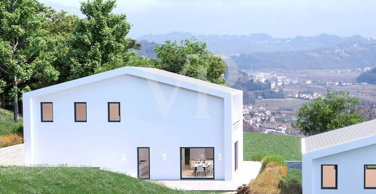 Baugrundstück mit genehmigtem Projekt für 2 freistehende Villen