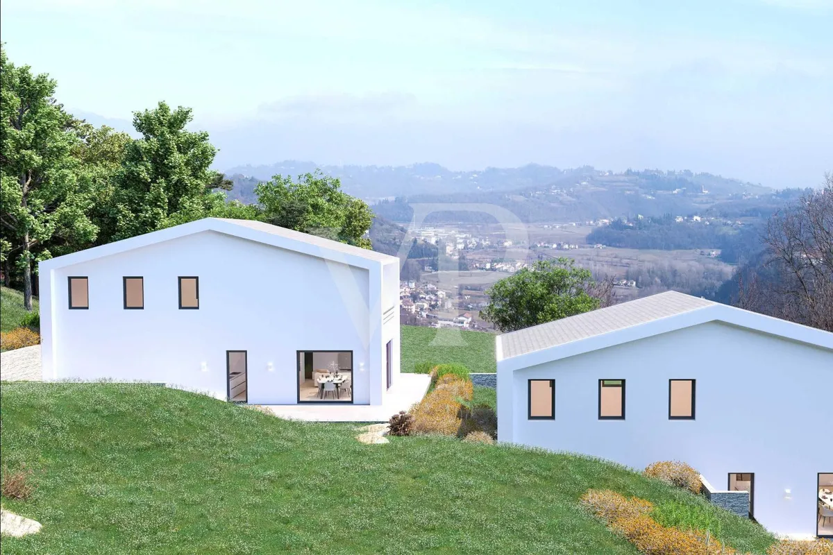 Baugrundstück mit genehmigtem Projekt für 2 freistehende Villen