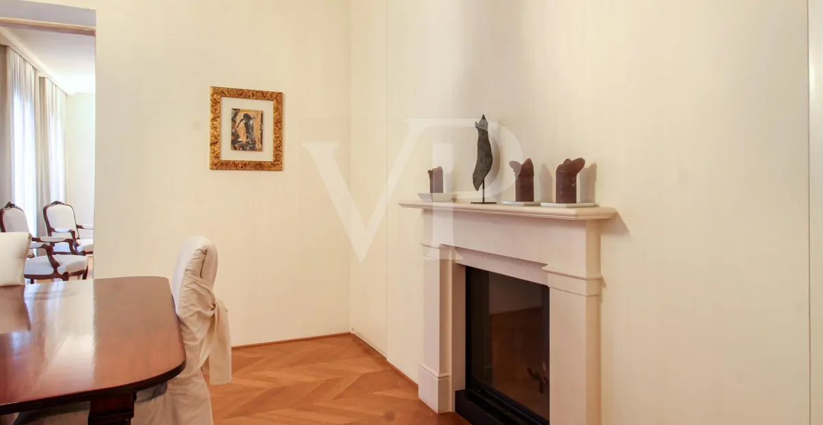 Elegant renovated building in the center