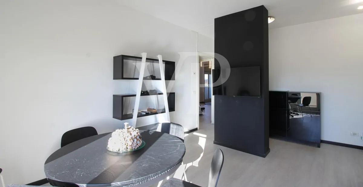 Moderne Zwei-Zimmer-Wohnung mit großer Terrasse und Doppelgarage