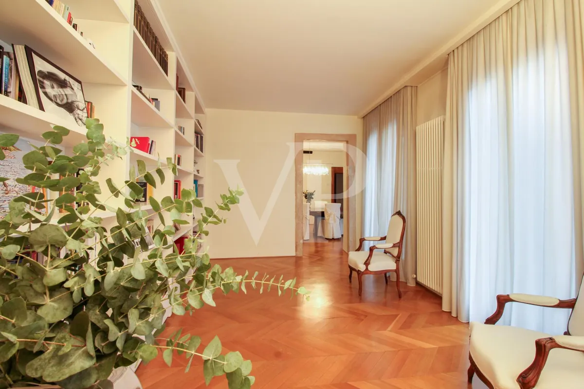 Elegante palazzina ristrutturata in centro