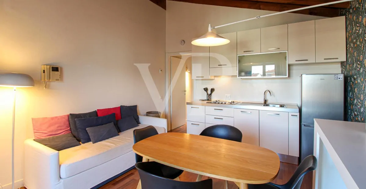 Möblierte Mini-Wohnung - eleganter Rückzugsort für alle, die Qualität wählen