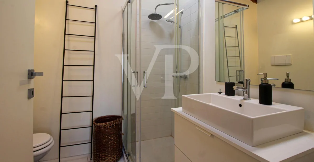 Möblierte Mini-Wohnung - eleganter Rückzugsort für alle, die Qualität wählen