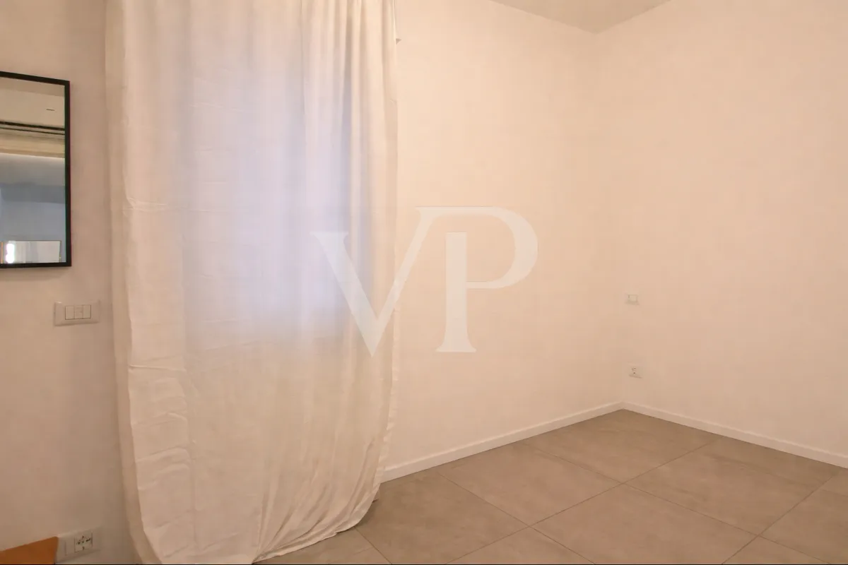 Virtual Home Staging