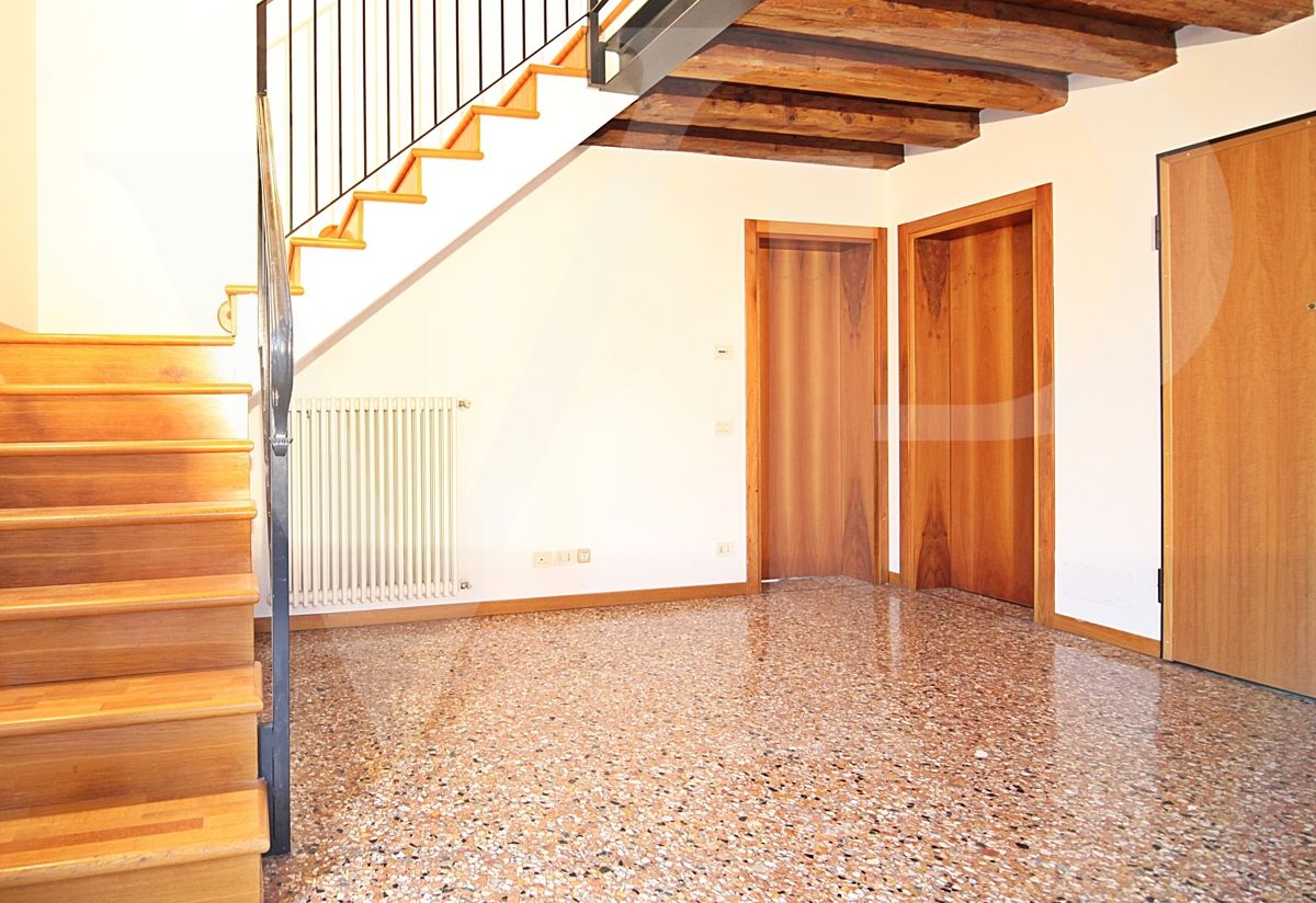 Attico esclusivo a due passi dalla Città
Residence immerso nel verde