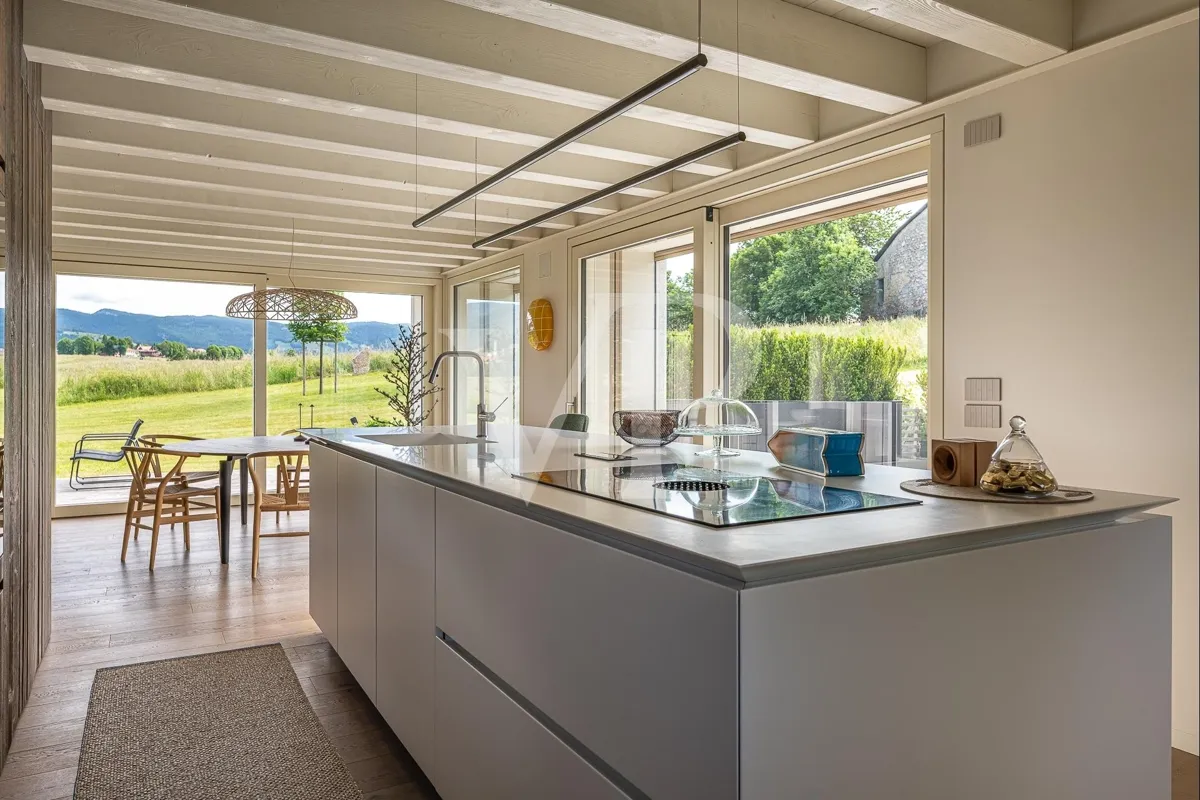 Elegantes Wohnen in den Bergen: der diskrete Luxus eines exklusiven Chalets
