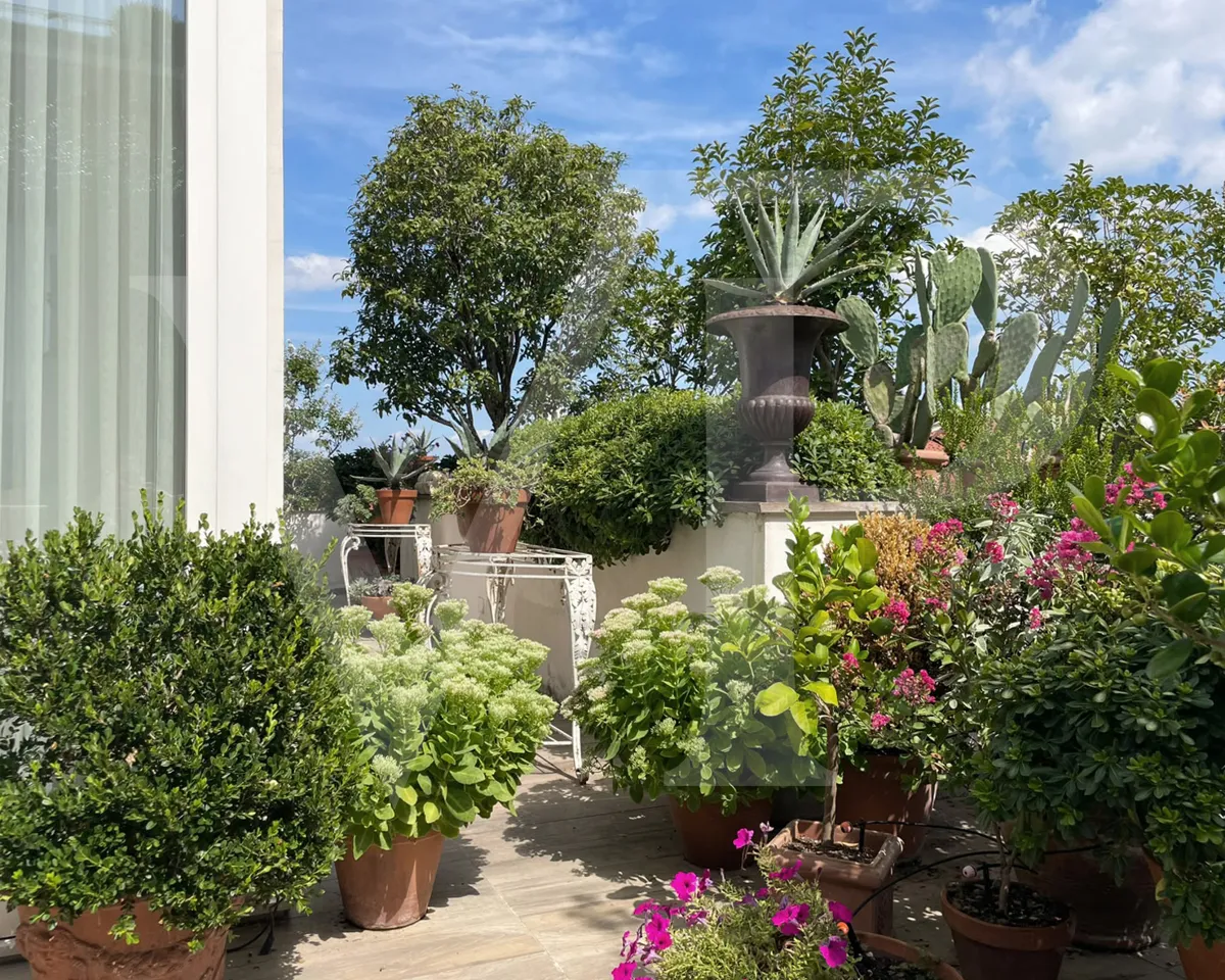 Elegantes Penthouse – Borgo Casale