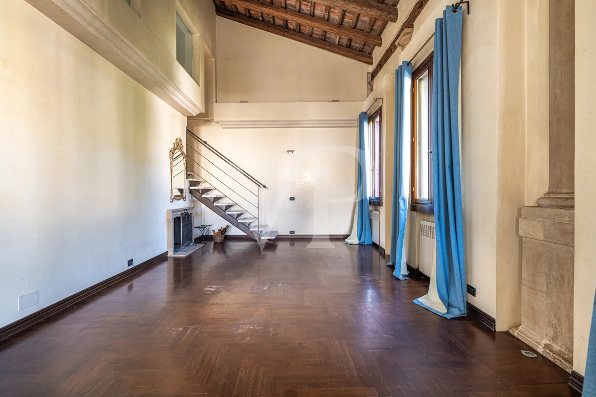Historische Villa im Ortszentrum