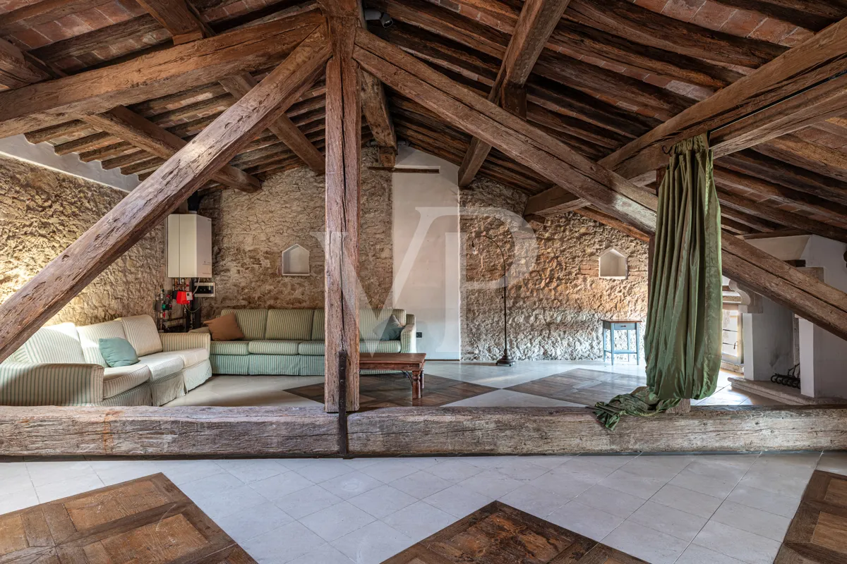 Historische Villa im Ortszentrum