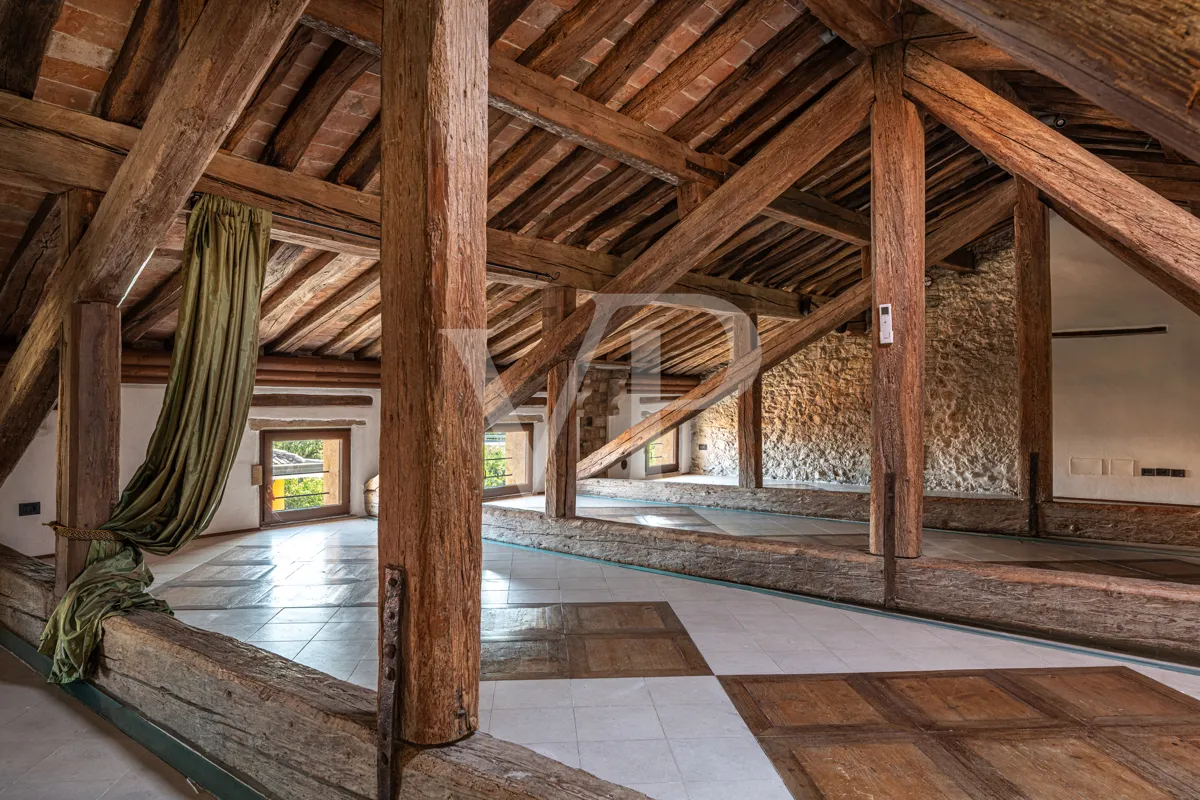 Historische Villa im Ortszentrum