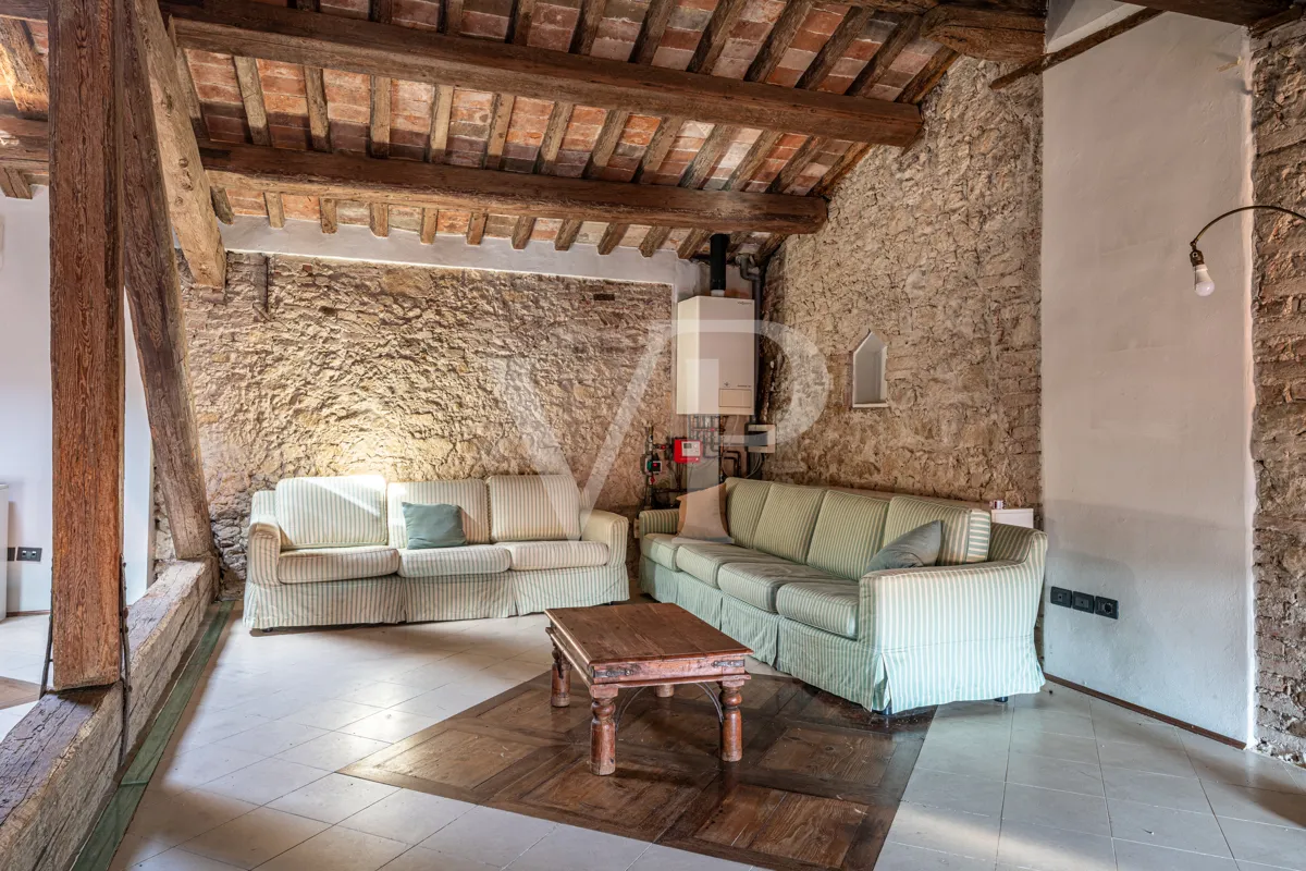 Historische Villa im Ortszentrum