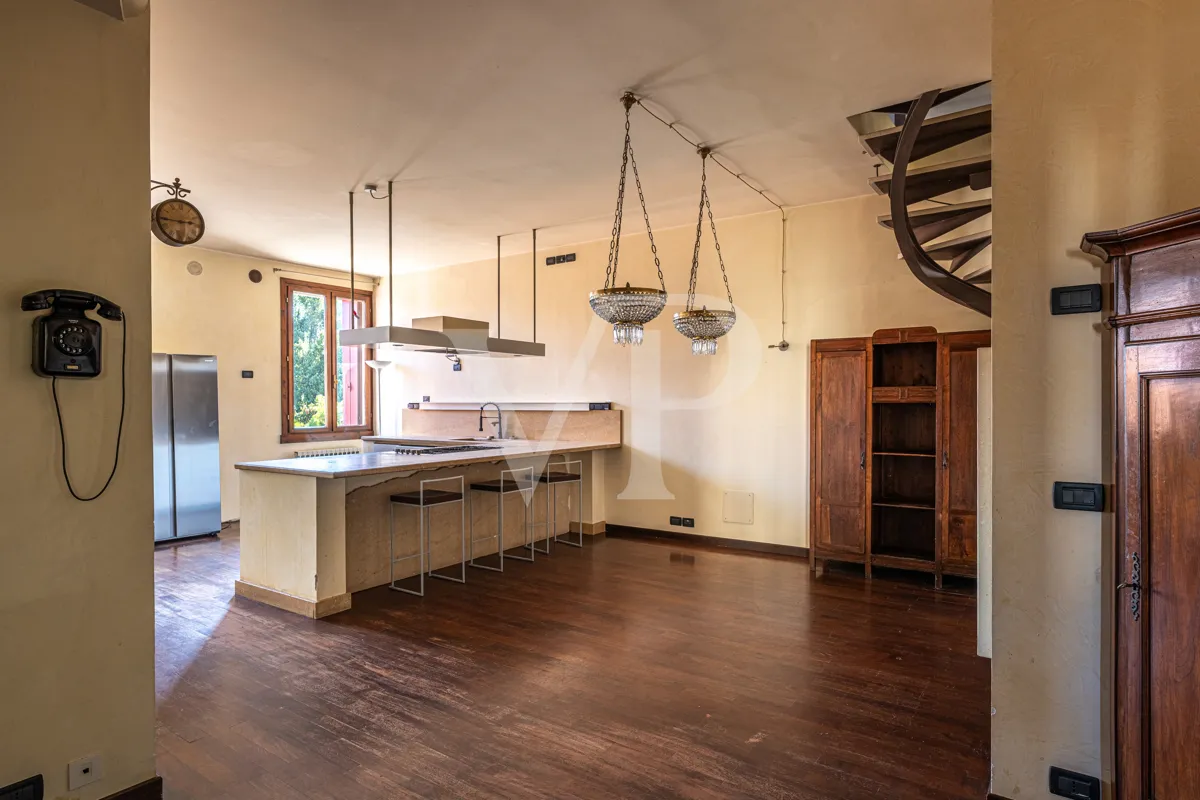 Historische Villa im Ortszentrum