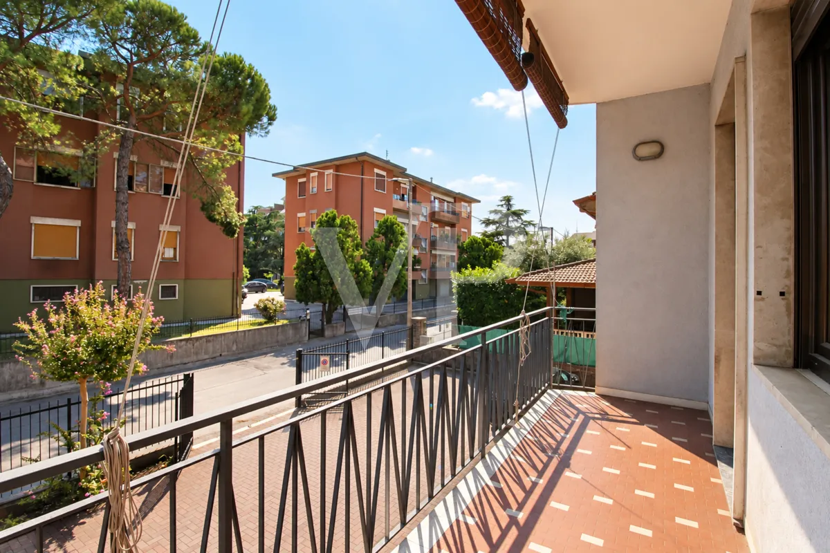 Spacious, renovated three-bedroom apartment—1st floor, no elevator