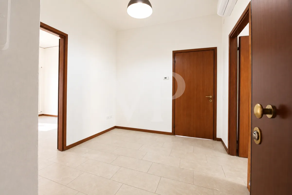 Spacious, renovated three-bedroom apartment—1st floor, no elevator